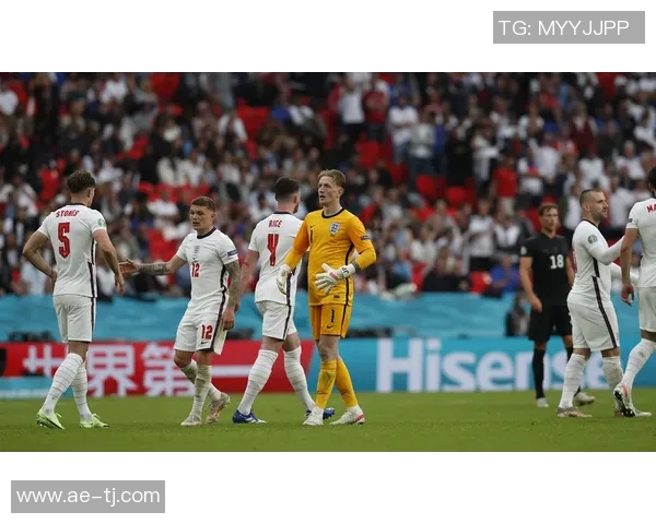 足球巨星亲临香港引发球迷热潮活动盛况空前