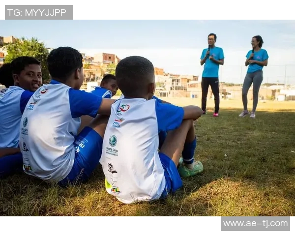 足球明星携手盟宝共创未来助力青少年足球发展与梦想实现