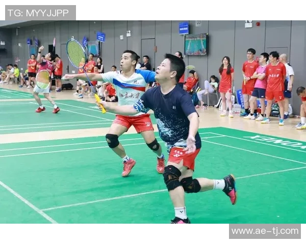 深圳羽毛球队在冠军赛中的默契配合与战术分析 深圳羽毛球队在冠军赛中的默契配合与战术分析