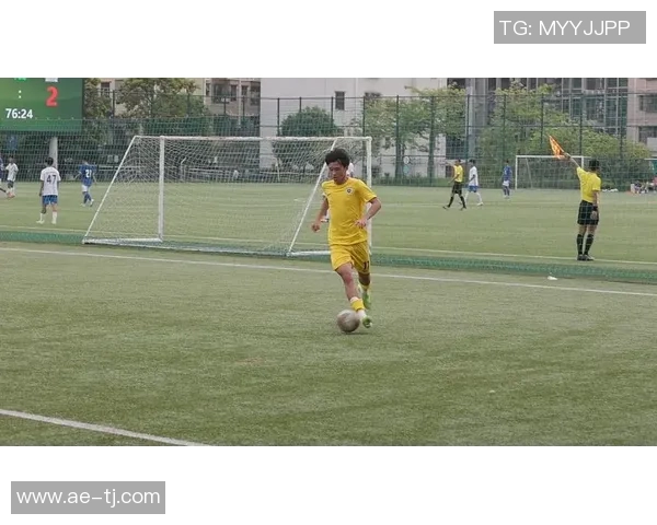 足球明星们的精彩射门瞬间挑战赛精彩回顾与精彩图片分享 足球明星们的精彩射门瞬间挑战赛精彩回顾与精彩图片分享